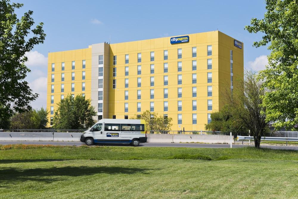 Express Aeropuerto Hotel 3*