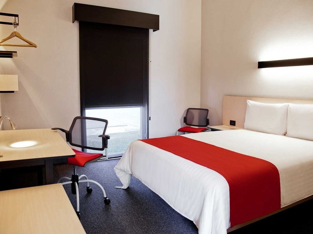 Express Aeropuerto Hotel 3*