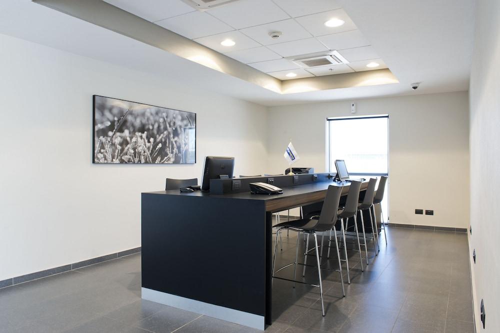 Hotel Express Aeropuerto 3*